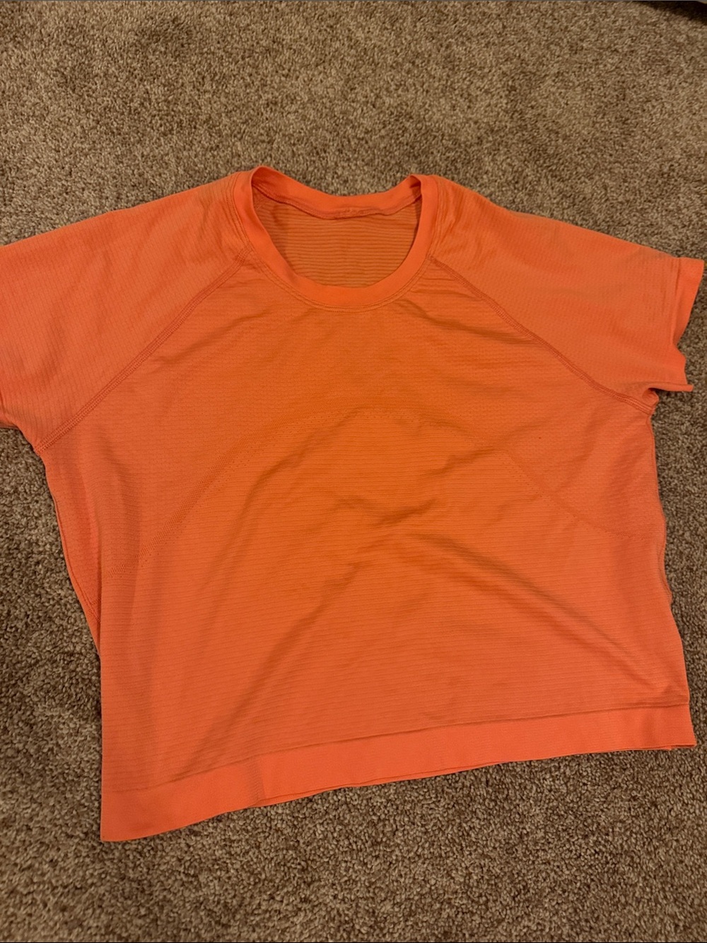 Lululemon Cropped Short Sleeve Shirt